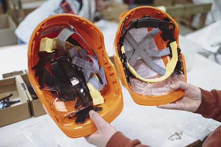 Casque de chantier démonté